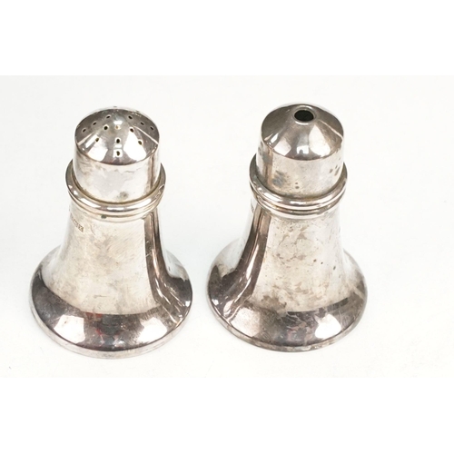 406 - Silver hallmarked cruet set comprising table salt, pepper pot and sugar shaker (hallmarked Birmingha... 