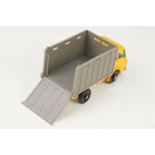 104 - 11 Boxed Matchbox 75 Series diecast models to include 62 TV Service Van, 37 Cattle Truck with figure... 