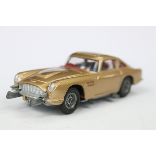 13 - Boxed Corgi 261 James Bond 007 Aston Martin DB5 diecast model, with 2 x ejector henchmen figures, se... 