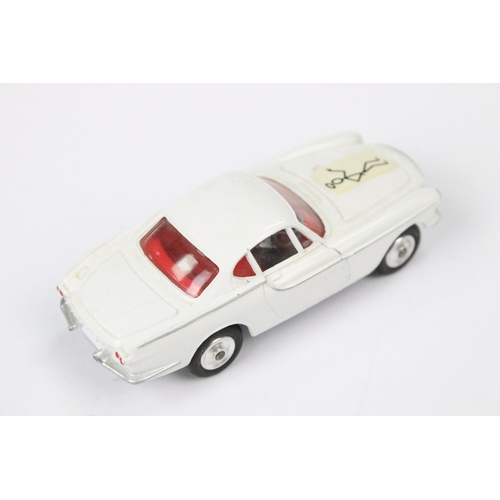 16 - Boxed Corgi 258 The Saint's Car Volvo P1800 diecast model with paperwork, diecast & box vg