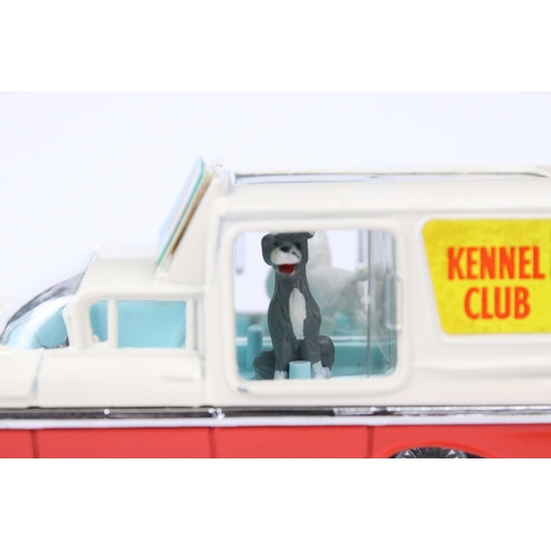 18 - Boxed Corgi 486 Kennel Service Wagon diecast model with four dogs figures, complete, diecast ex, box... 