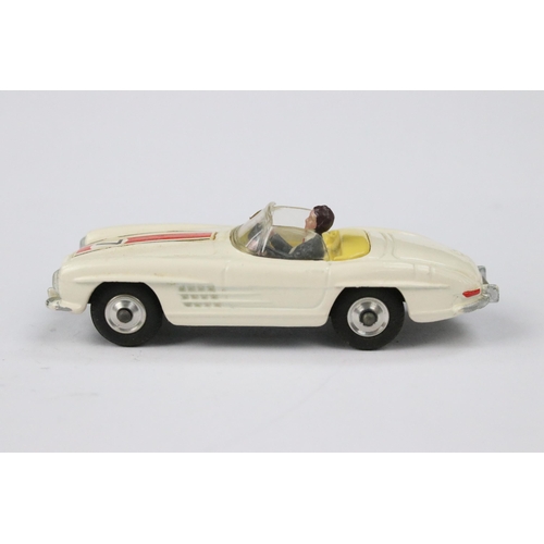 35 - Two boxed Corgi diecast models to include 215S Ford Thunderbird Open Sports in red, with driver (a f... 