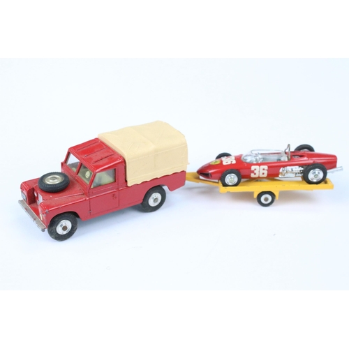 38 - Boxed Corgi Gift Set 17 Land Rover with Ferrari Racing Car on Trailer diecast model set, no driver, ... 