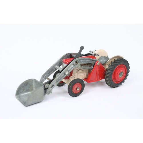 43 - Boxed Corgi 53 Massey Ferguson 65 Tractor with shovel diecast model in main body red with cream, sil... 