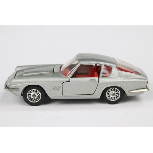 57 - Two boxed Solido diecast models to include La Collection Haute Fidelite 139 Maserati 3.5l in silver ... 