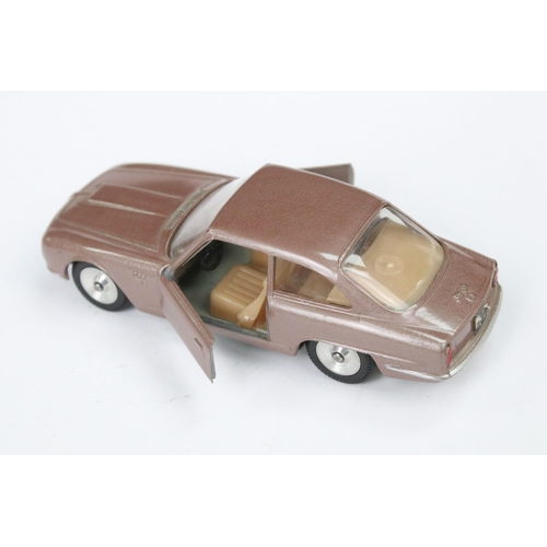 57 - Two boxed Solido diecast models to include La Collection Haute Fidelite 139 Maserati 3.5l in silver ... 