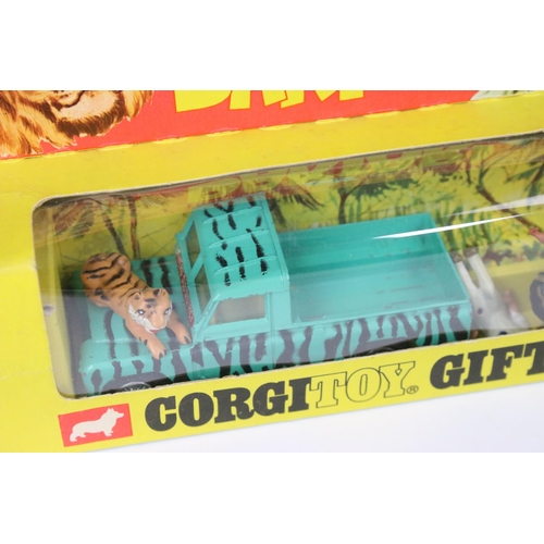 69 - Boxed Corgi Gift Set 7 Daktari diecast model set with 4 x figures (missing chimp), diecast vg, box f... 