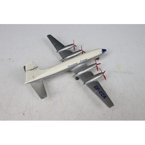 86 - Two boxed Dinky Supertoys diecast model planes to include 997 Caravelle SE210 Airliner - Air France ... 