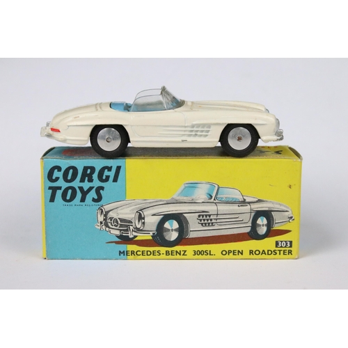 87 - Two boxed Corgi diecast models to include 153 Proteus-Campbell Bluebird Record Car in blue with deca... 