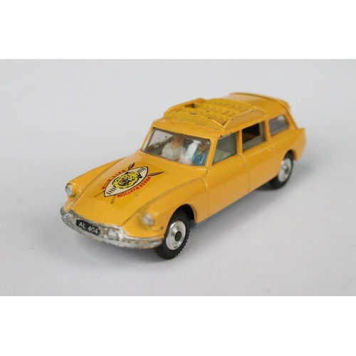 88 - Four boxed Corgi diecast models to include 436 Citroen Safari 1D19 in yellow, 210S Citroen DS in red... 