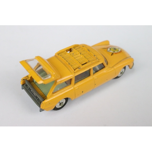 88 - Four boxed Corgi diecast models to include 436 Citroen Safari 1D19 in yellow, 210S Citroen DS in red... 