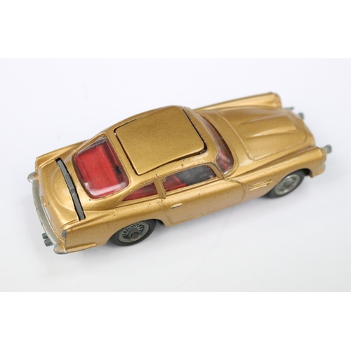 9 - Boxed Corgi 261 James Bond 007 Aston Martin DB5 diecast model with 2 x ejector henchmen figures, Cor... 