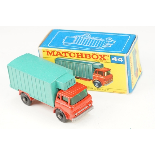 98 - 12 Boxed Matchbox Series diecast models to include 35 Snow Trac, 52 BRM Racing Car, 5 London Bus, 34... 