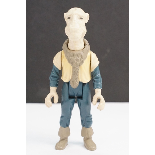 433 - Star Wars - Original Last 17 Yak Face figure in vg condition with weapon accessory