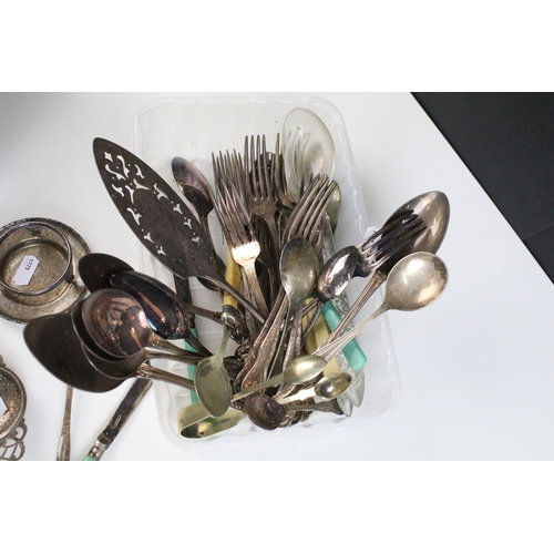 150 - Collection of silver plate cutlery / flatware and cut glass salad servers together with a selection ... 