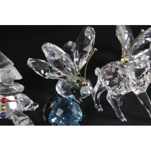 47 - Large quantity of Swarovski crystal animal and ornaments to include hedgehogs, owls, cats, tortoises... 