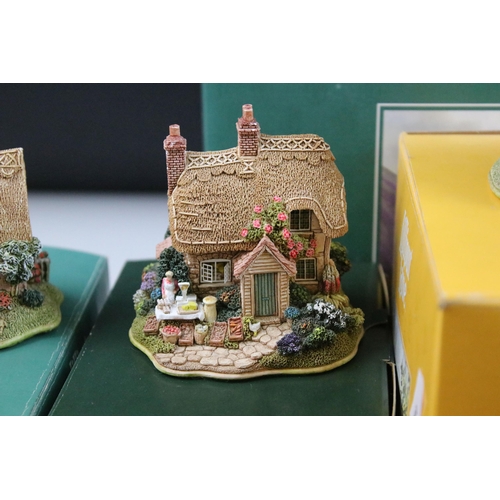 53 - Collection of Lilliput Lane figurines (all boxed) to include Devon Leigh L2091, The Chocolate box L2... 