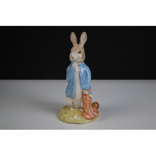 57 - Group of Beswick Beatrix Potter figurines to include Hunca Munca Sweeping No.1,043 of 1,947, Jeremy ... 