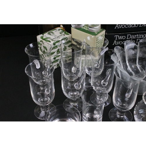 62 - Dartington crystal collection to include six avocado dishes, seven Irish coffee glasses, eight Frank... 