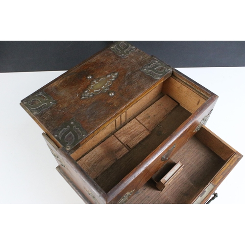 202 - Early 20th century oak smokers box with pierced fretwork, to include hallmarked 9ct gold collar cher... 