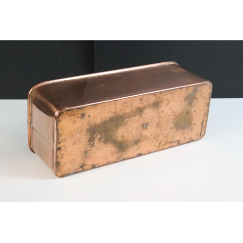 207 - Copper rectangular planter with rounded ends and rolled rim, 34cm long