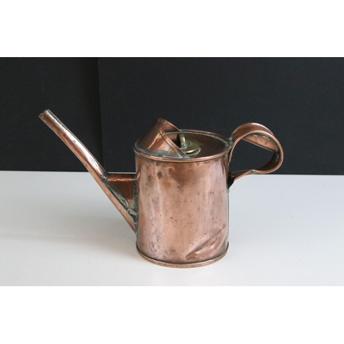 209 - 19th century copper flat back barge kettle with side handle and hinged lid, 17cm high (a/f) together... 