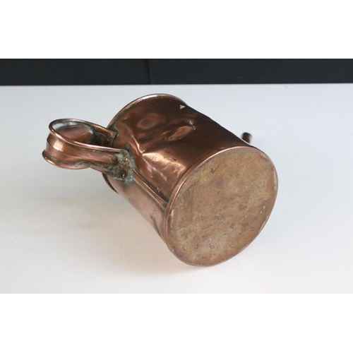 209 - 19th century copper flat back barge kettle with side handle and hinged lid, 17cm high (a/f) together... 