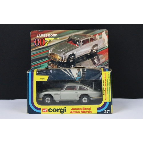 62 - Boxed Corgi 271 1/36 James Bond 007 Aston Martin diecast model with 2 x ejector figures withing orig... 