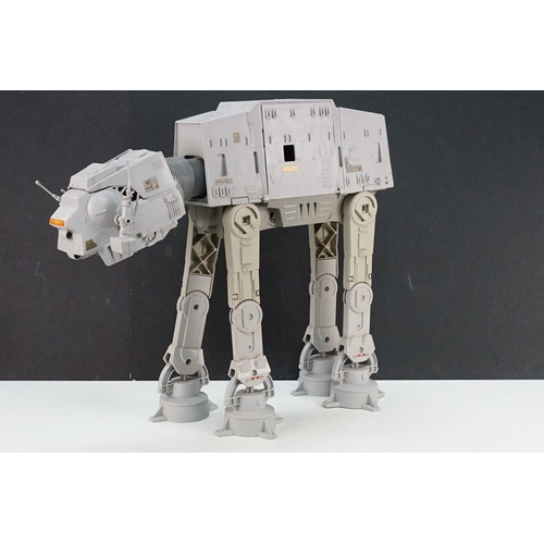 509 - Star Wars - Three Star Wars vehicles featuring AT-AT 