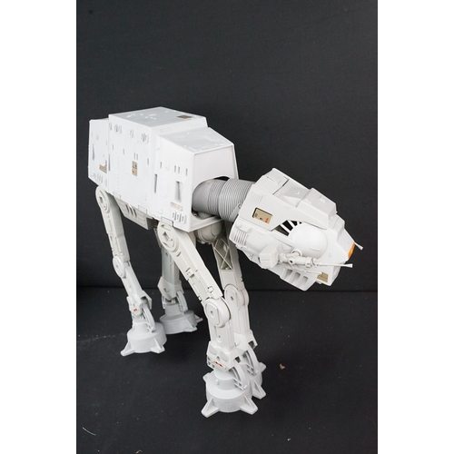 512 - Star Wars - Collection of original Star Wars vehicles / playsets featuring Ewok Village, AT-AT, 2 x ... 