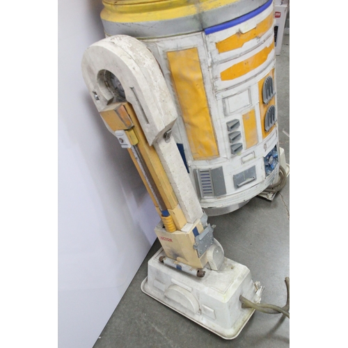 229 - Star Wars - Full Size replica Star Wars R5-U11, scratch built model, made from fibreglass material, ... 