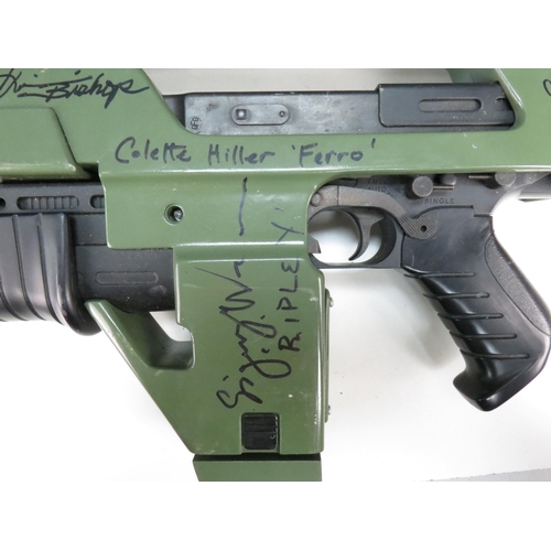 14 - Signed Film Memorabilia - Alien Pulse Rifle replica from Aliens Of London film, signed by Sigourney ... 