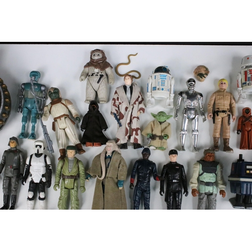 17 - Star Wars - 91 Original Star Wars figures featuring Stormtrooper, Hammerhead, Squid Head, Chewbacca,... 