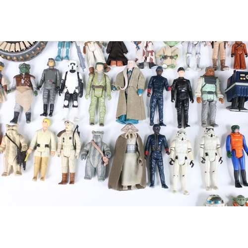 17 - Star Wars - 91 Original Star Wars figures featuring Stormtrooper, Hammerhead, Squid Head, Chewbacca,... 