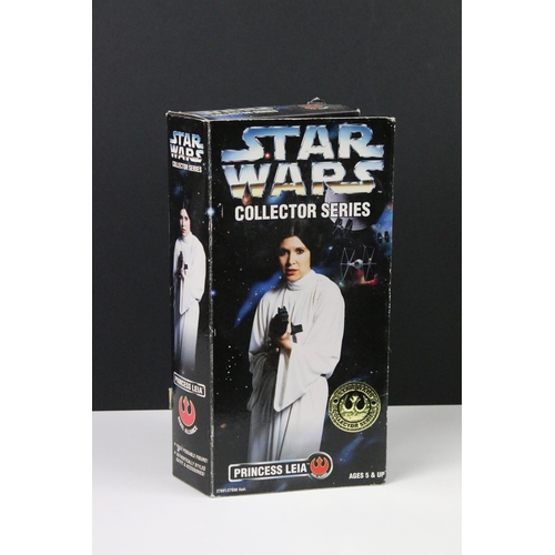 86 - Star Wars Autograph - Two boxed Kenner Star Wars Collector Series figures signed by the actors to in... 