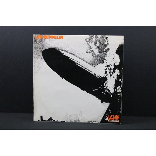 101 - Vinyl - 4 Led Zeppelin albums on the plum Atlantic labels to include: Led Zeppelin (588171, silver s... 