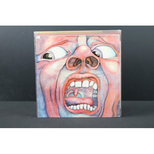 105 - Vinyl - 4 King Crimson LPs and 2 CD box sets to include In The Court Of..., Lark's Tongues In Aspic,... 