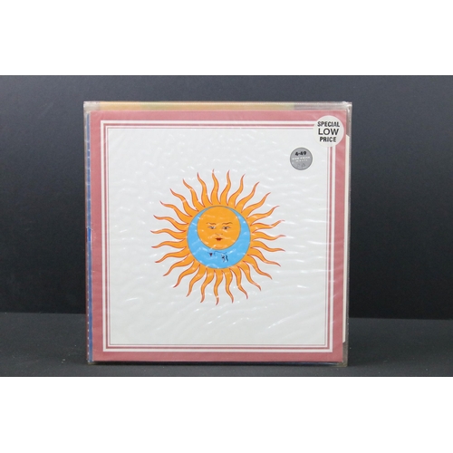 105 - Vinyl - 4 King Crimson LPs and 2 CD box sets to include In The Court Of..., Lark's Tongues In Aspic,... 