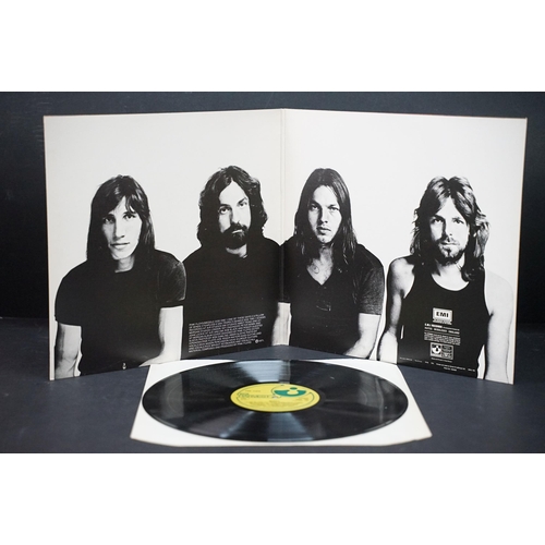 118 - Vinyl - 6 Pink Floyd LPs to include Dark Side Of The Moon (2 posters, A10/B9), Animals, Wish You Wer... 