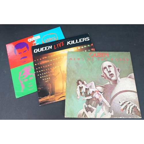 122 - Vinyl - 10 Queen LPs to include Queen II, Sheer Heart Attack, News Of The World, A Day At The Races,... 