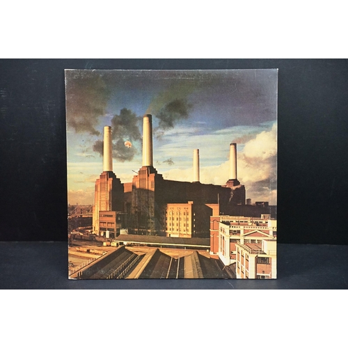 127 - Vinyl - 5 Pink Floyd LPs to include The Piper At The Gates Of Dawn, Dark Side Of The Moon (2 posters... 