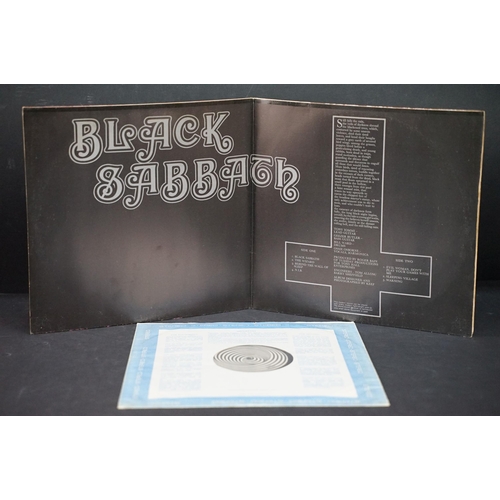 132 - Vinyl - 4 Black Sabbath LPs to include Master Of Reality (embossed boxed sleeve, vertigo swirl inner... 