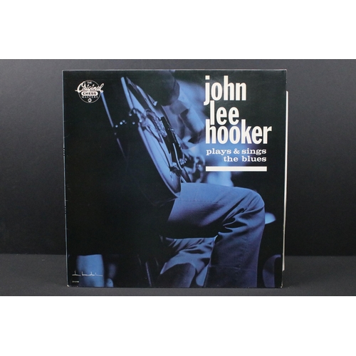 136 - Vinyl - 13 John Lee Hooker LPs spanning his career including 1990s pressings. Ex overall