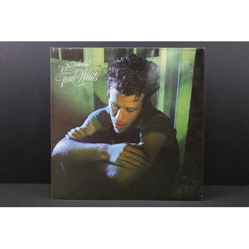 137 - Vinyl - 14 Tom Waits LPs spanning his career. Ex overall