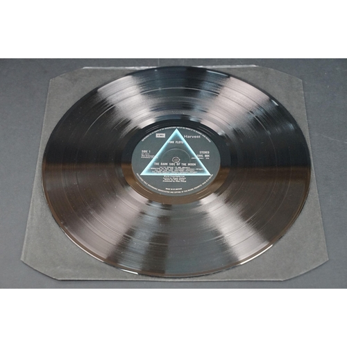 16 - Vinyl - Pink Floyd – The Dark Side Of The Moon LP on Harvest records SHVL 804. UK 2nd issue A3 / B3 ... 