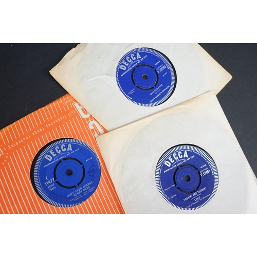 232 - Vinyl - 21 demo promo 7” singles on Decca Records, including some promo only one sided examples, to ... 