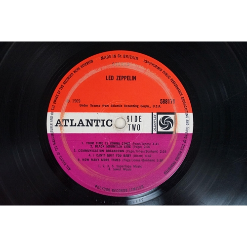 3 - Vinyl - Led Zeppelin self titled LP on Atlantic Records - 588171. Original UK 1st pressing, turquois... 