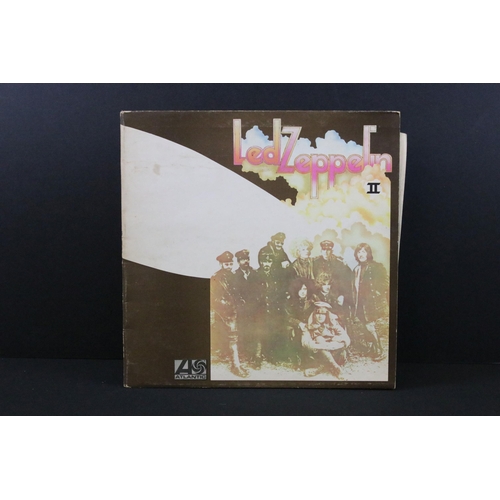 80 - Vinyl - 2 Led Zeppelin LPs to include II (588198, plum Atlantic labels, Killing Floor credit) Vg, II... 