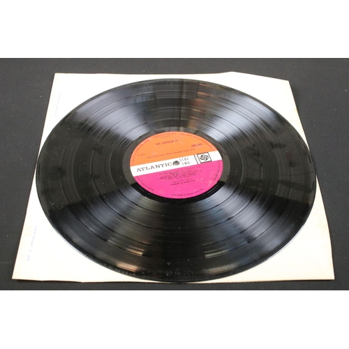 80 - Vinyl - 2 Led Zeppelin LPs to include II (588198, plum Atlantic labels, Killing Floor credit) Vg, II... 