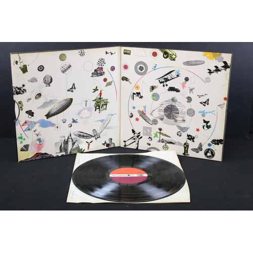 80 - Vinyl - 2 Led Zeppelin LPs to include II (588198, plum Atlantic labels, Killing Floor credit) Vg, II... 